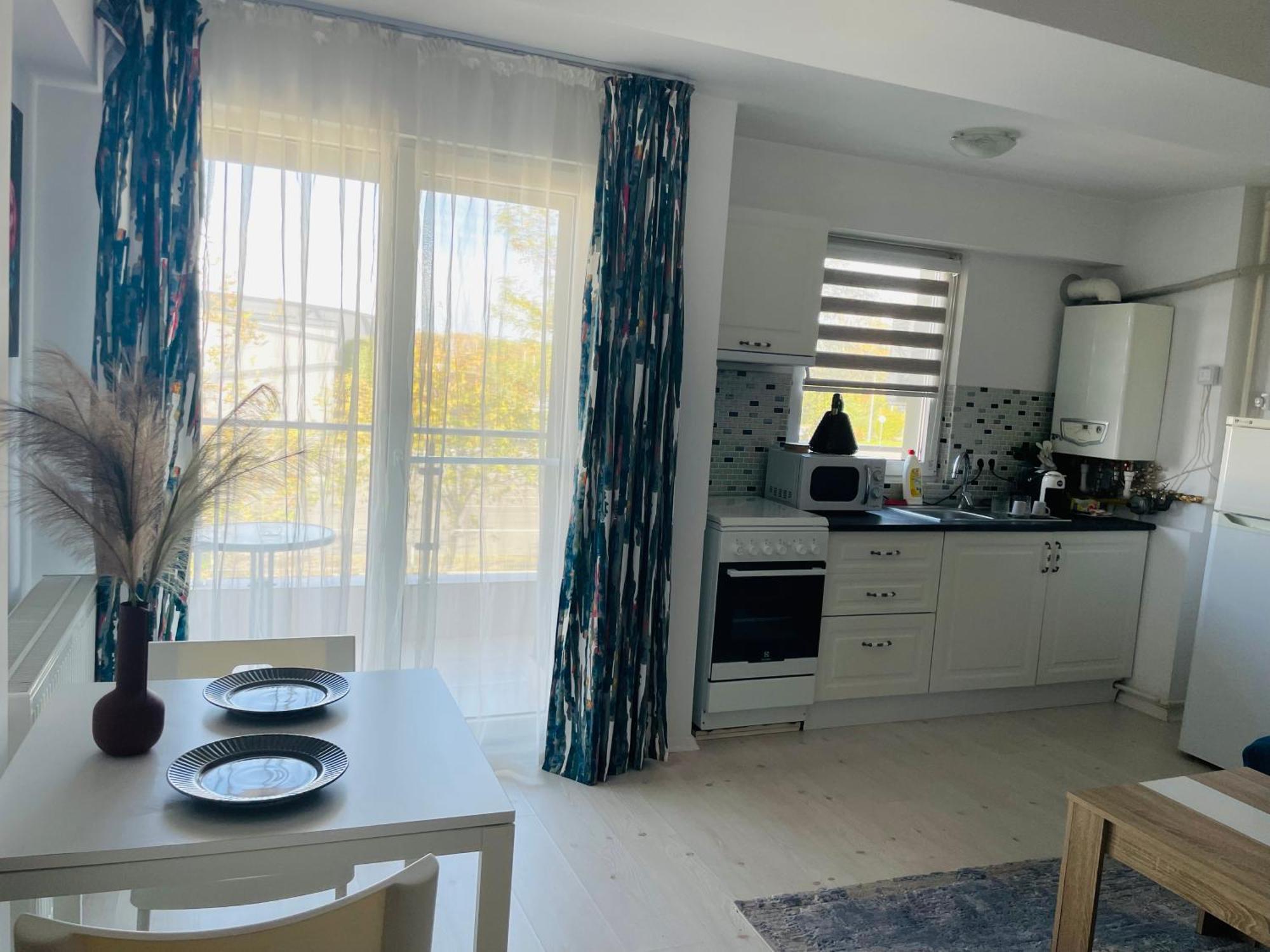 Airplane Plaza Apartment Отопени Екстериор снимка
